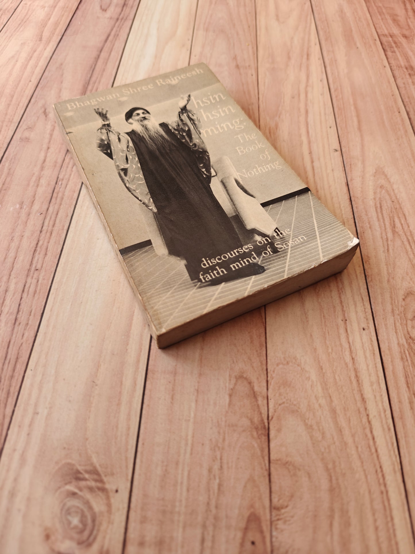 Hsin hsin ming : The book of nothing