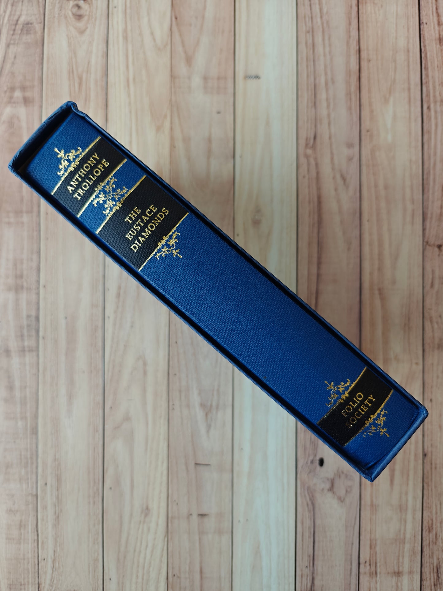 The eustace diamonds by Anthony trollope - Folio society