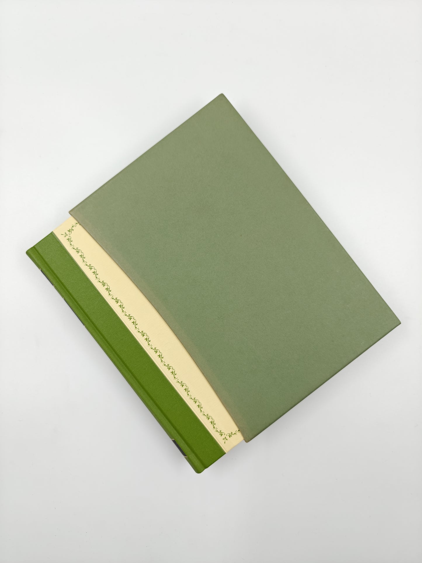 The kellys and the O'kellys - Folio society