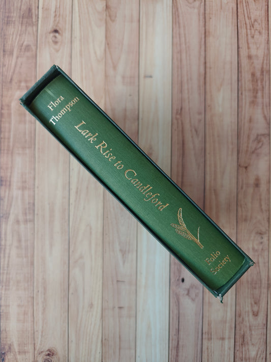 Lark rise to candleford by Flora thompson - Folio social